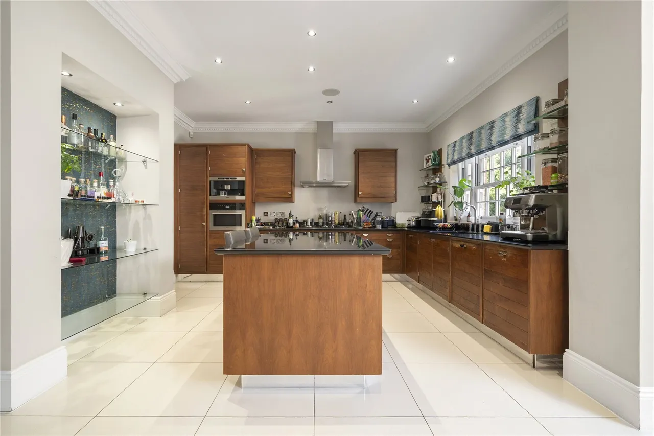 Godolphin Road, Weybridge, Surrey, KT13, photo 9