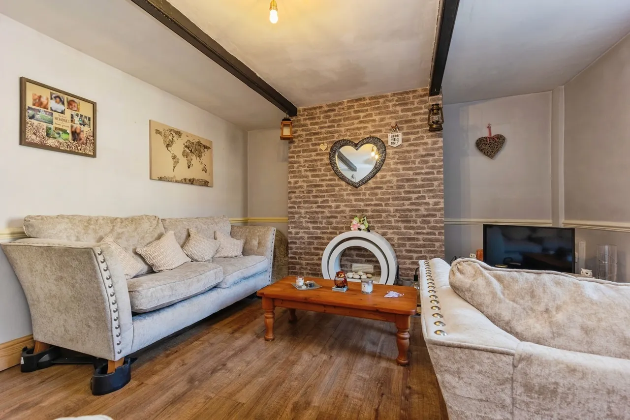 Green Lane, Hollingworth, Hyde, Greater Manchester, SK14, photo 2