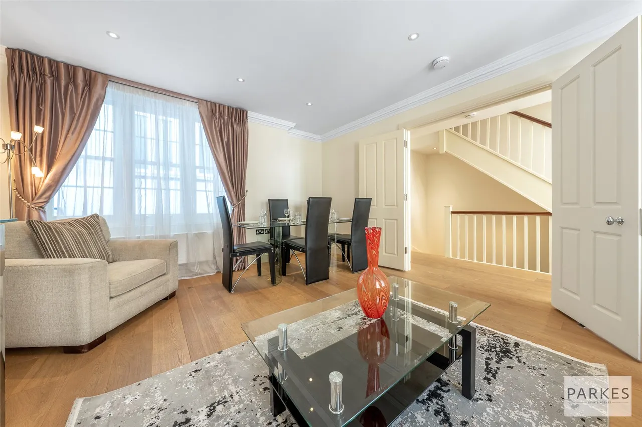 Shepherd Street, Mayfair, London, W1J 7HY, photo 4