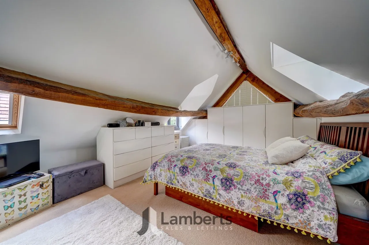 7 Lower House Stables Longhope Close, Redditch, photo 25