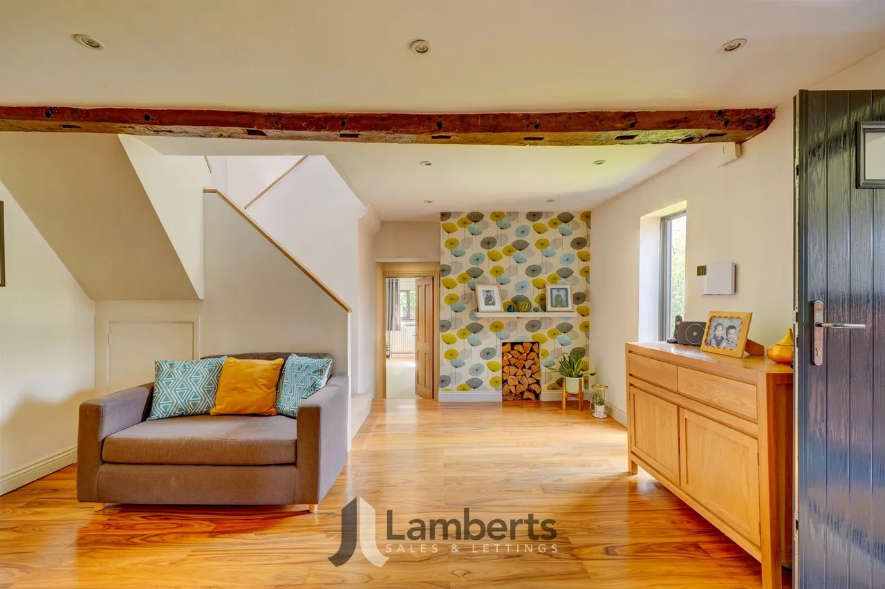 7 Lower House Stables Longhope Close, Redditch, photo 20