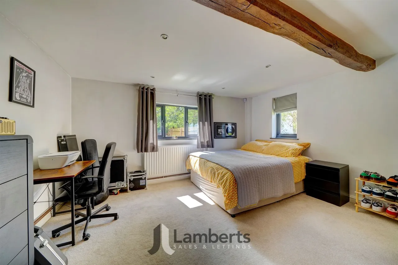 7 Lower House Stables Longhope Close, Redditch, photo 27