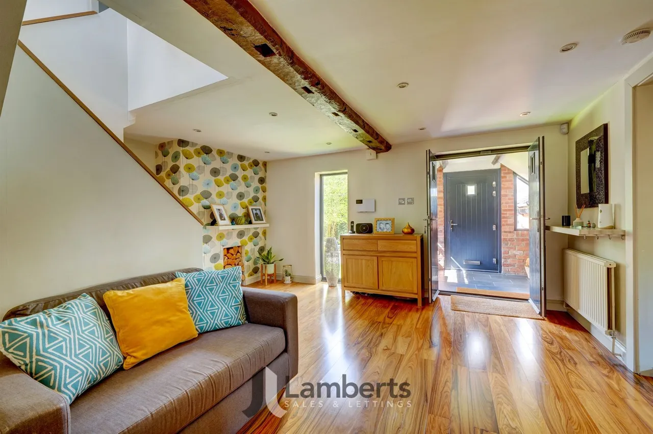 7 Lower House Stables Longhope Close, Redditch, photo 30