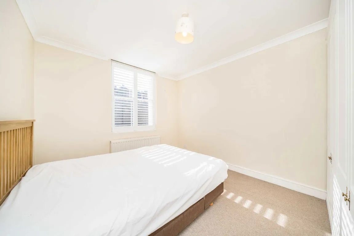 Magdalen Road, SW18, photo 4