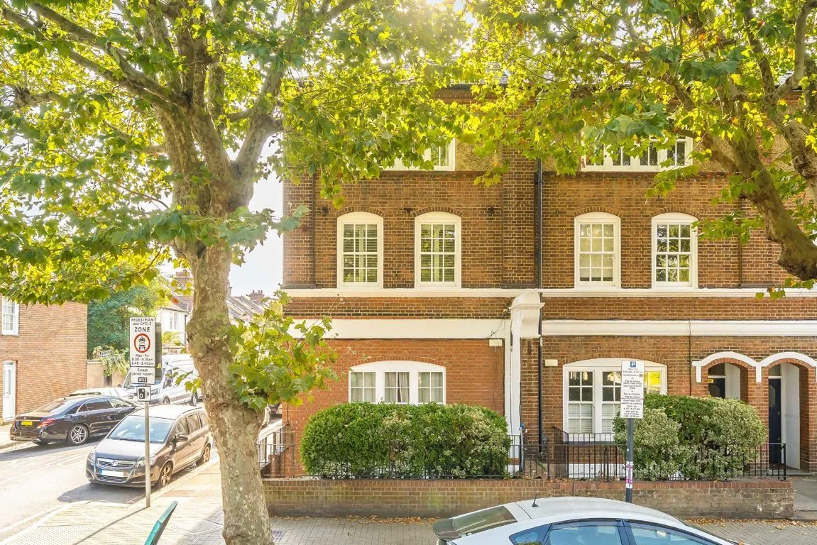 Magdalen Road, SW18, photo 5