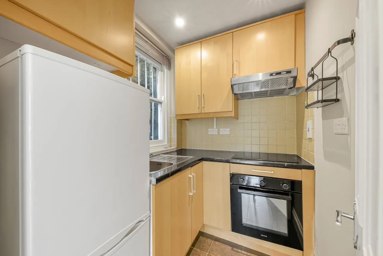 Fellows Road, London, NW3, photo 3