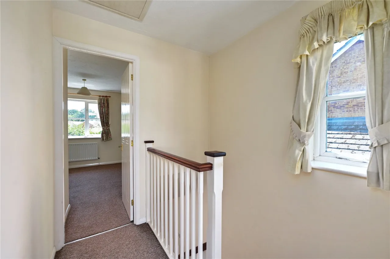 Lincoln Close, Ash Vale, Guildford, Surrey, GU12 5SU, photo 11