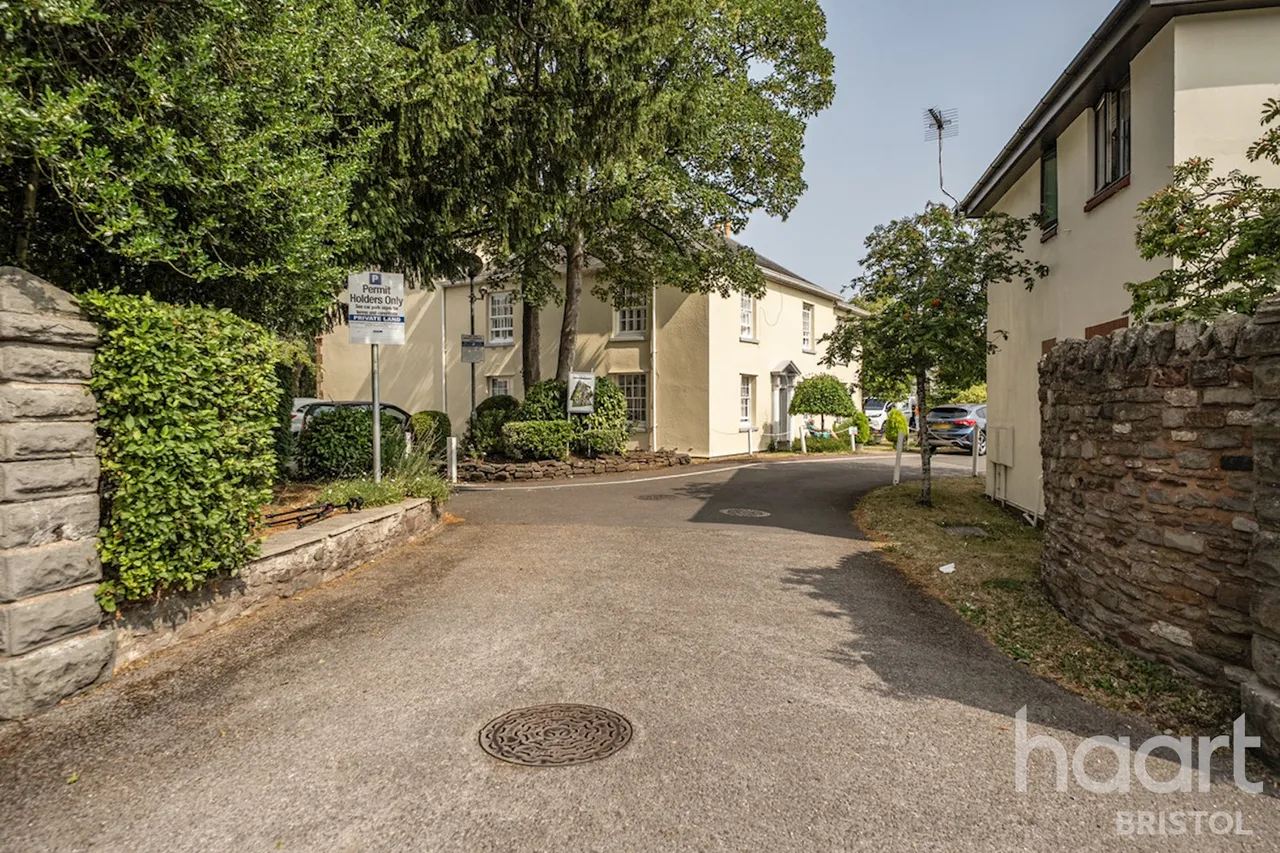 Westerleigh Road, Bristol, BS16, photo 5
