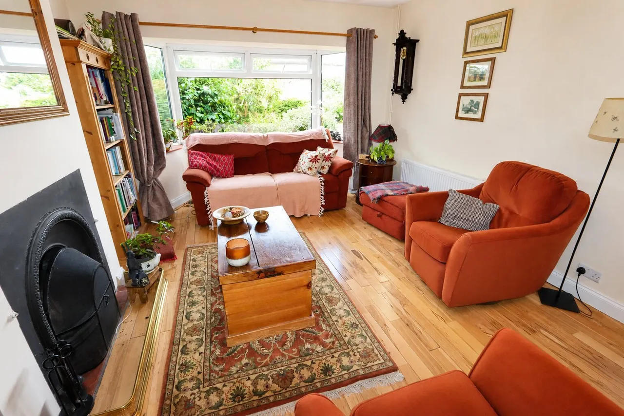 John Street, Thrapston, NN14, photo 7