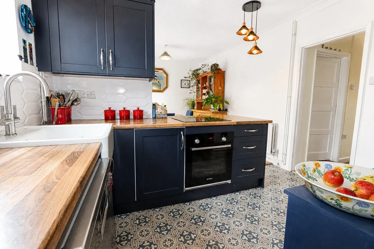John Street, Thrapston, NN14, photo 9