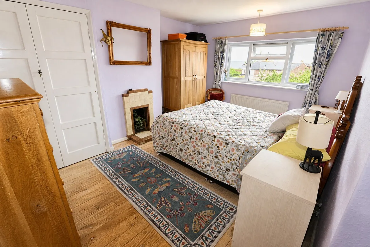 John Street, Thrapston, NN14, photo 4