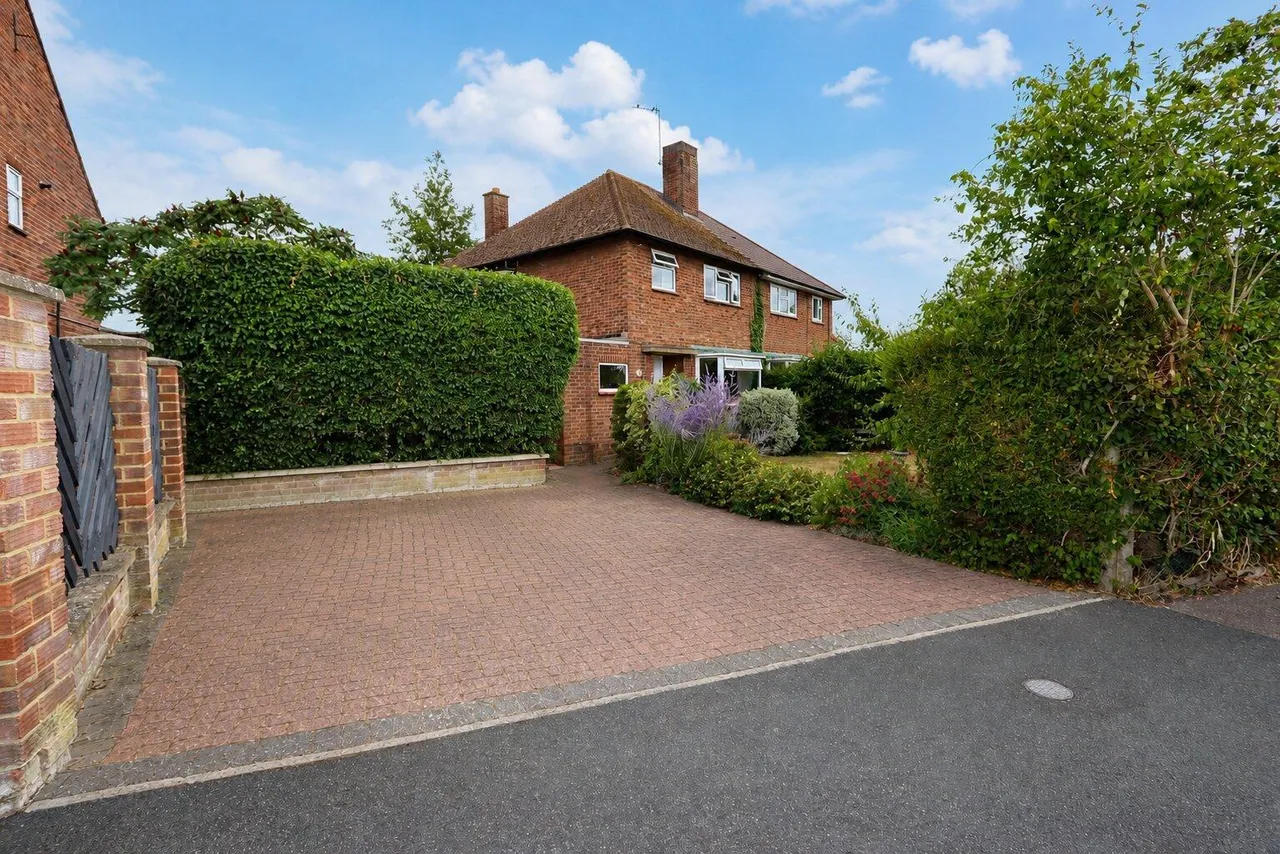 John Street, Thrapston, NN14, photo 29