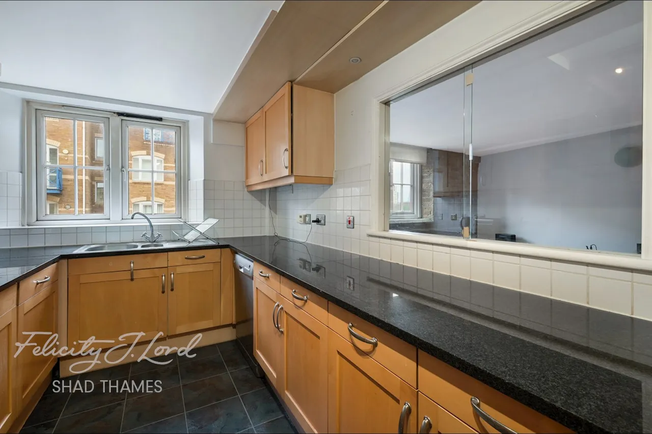 Rotherhithe Street, SE16, photo 11
