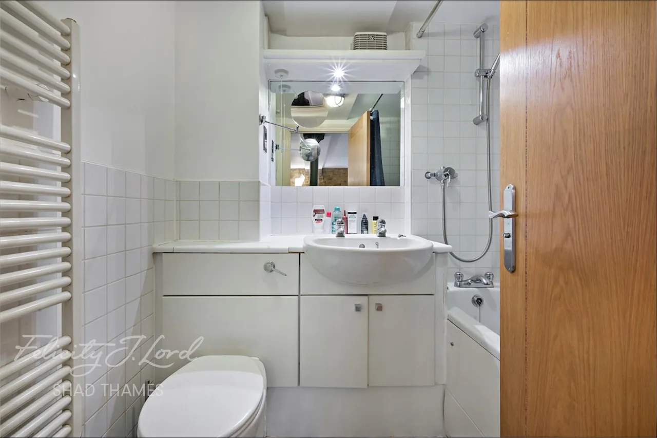 Rotherhithe Street, SE16, photo 14