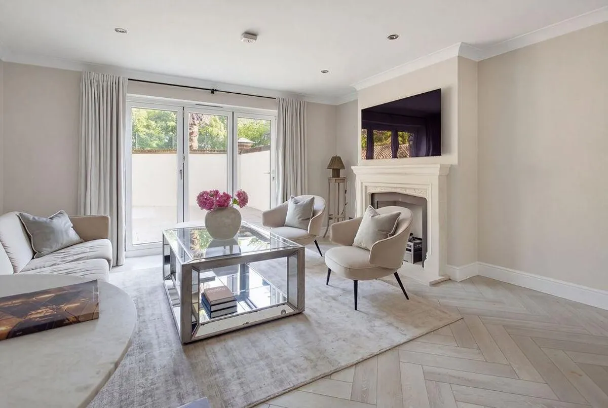 Hurlingham Square, London, SW6, photo 2