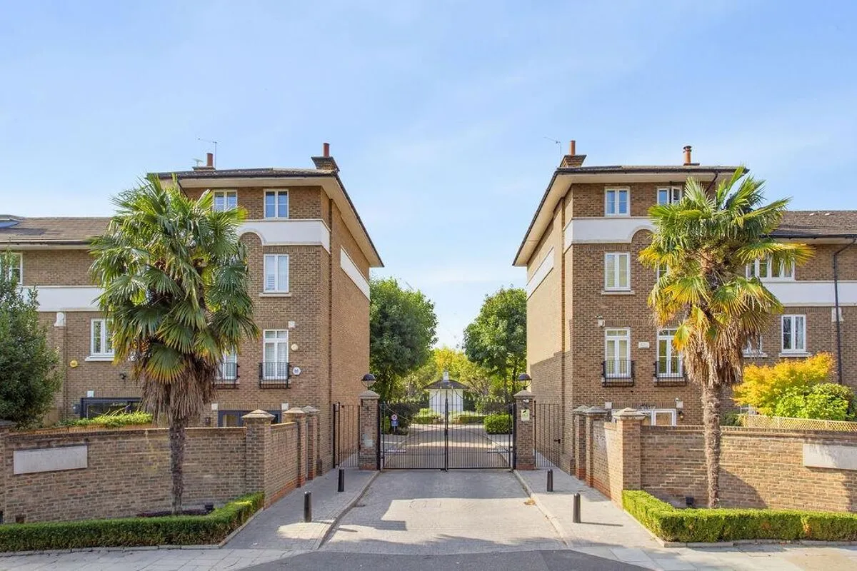 house for sale, Hurlingham Square, London, SW6