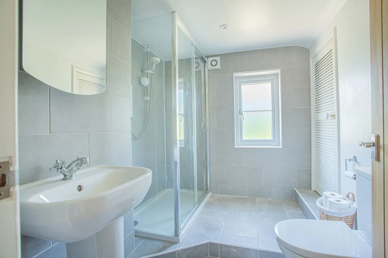 Knapp Road, Wotton-under-Edge, photo 21