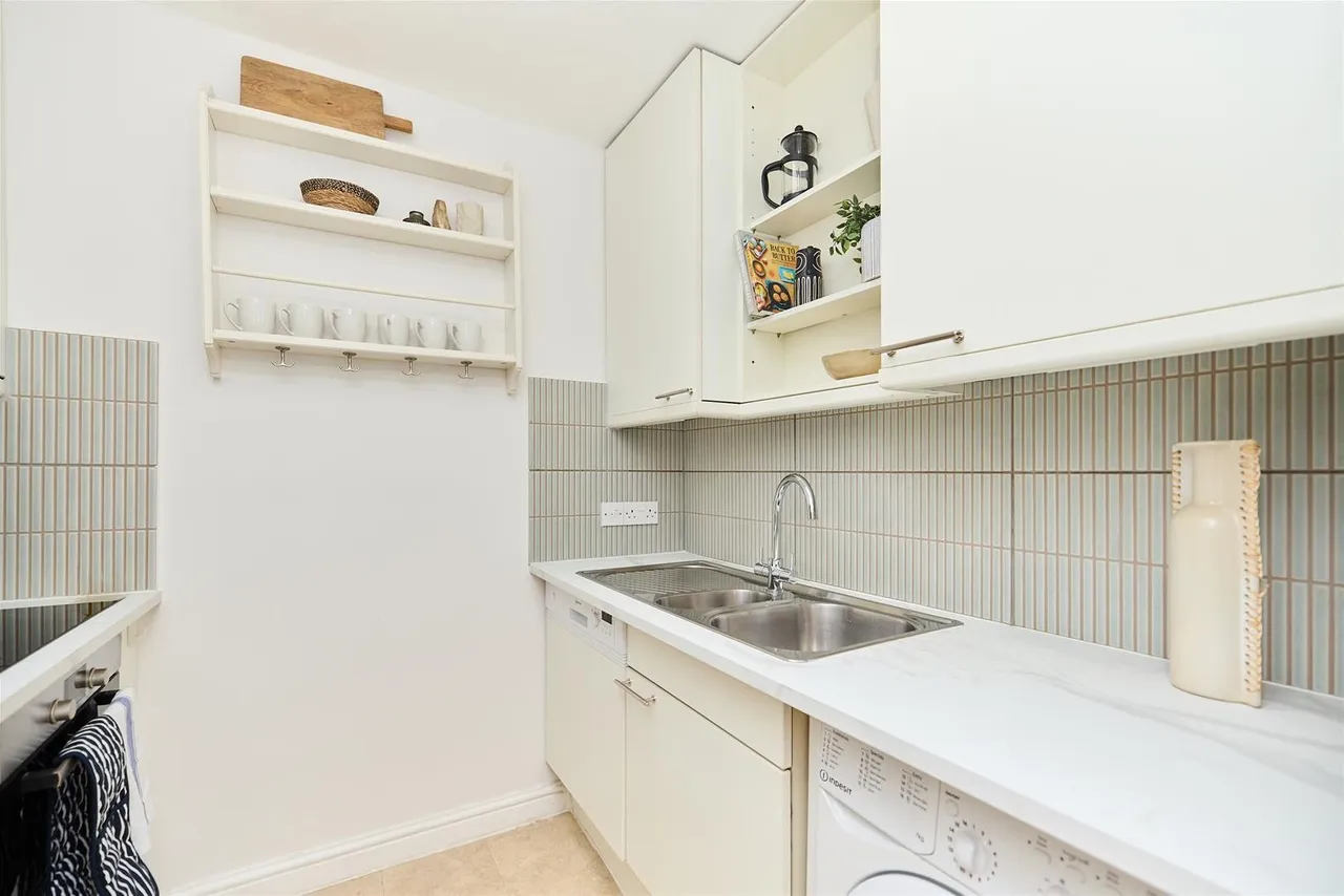 Adamson Road Belsize Park, London NW3 3HU, photo 8