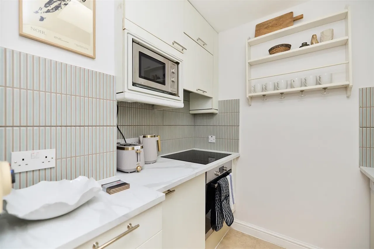 Adamson Road Belsize Park, London NW3 3HU, photo 9