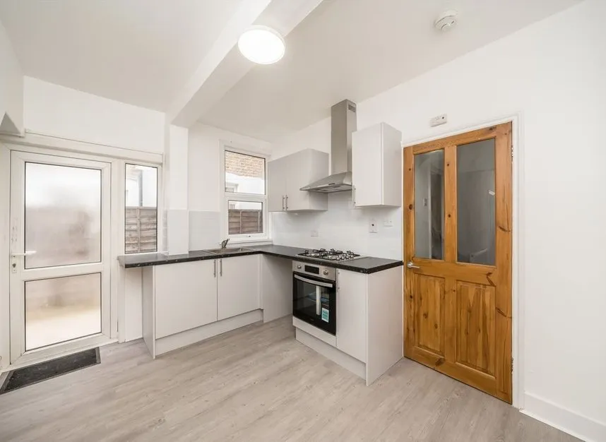 Fairlight Road, Tooting, SW17, photo 3