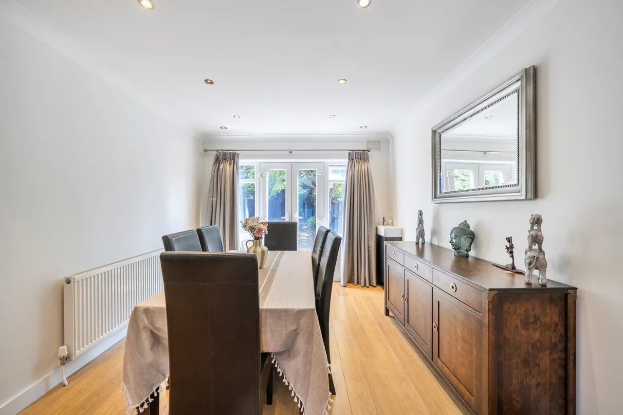 Old Ruislip Road, Northolt, UB5, photo 17