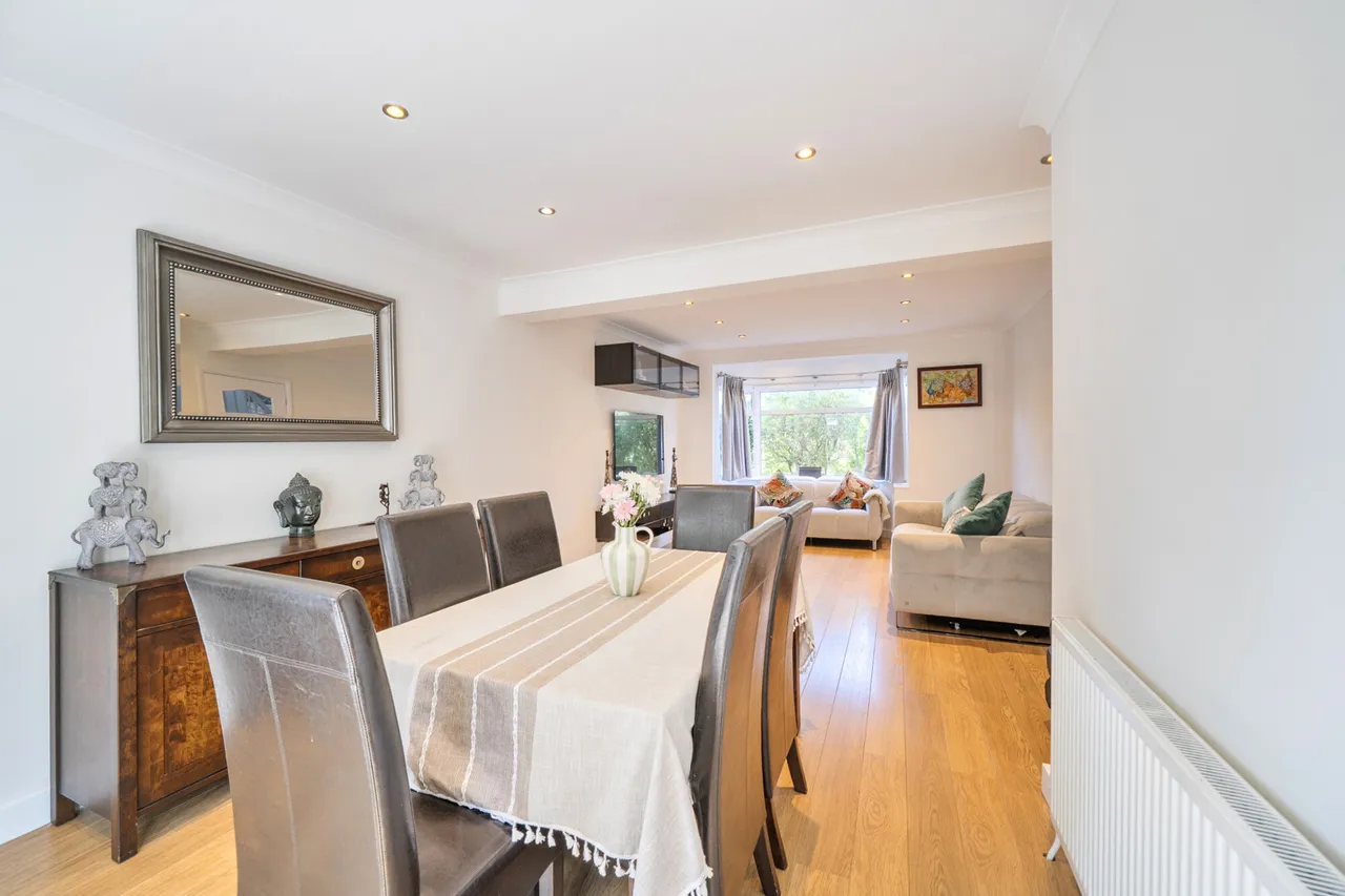 Old Ruislip Road, Northolt, UB5, photo 4