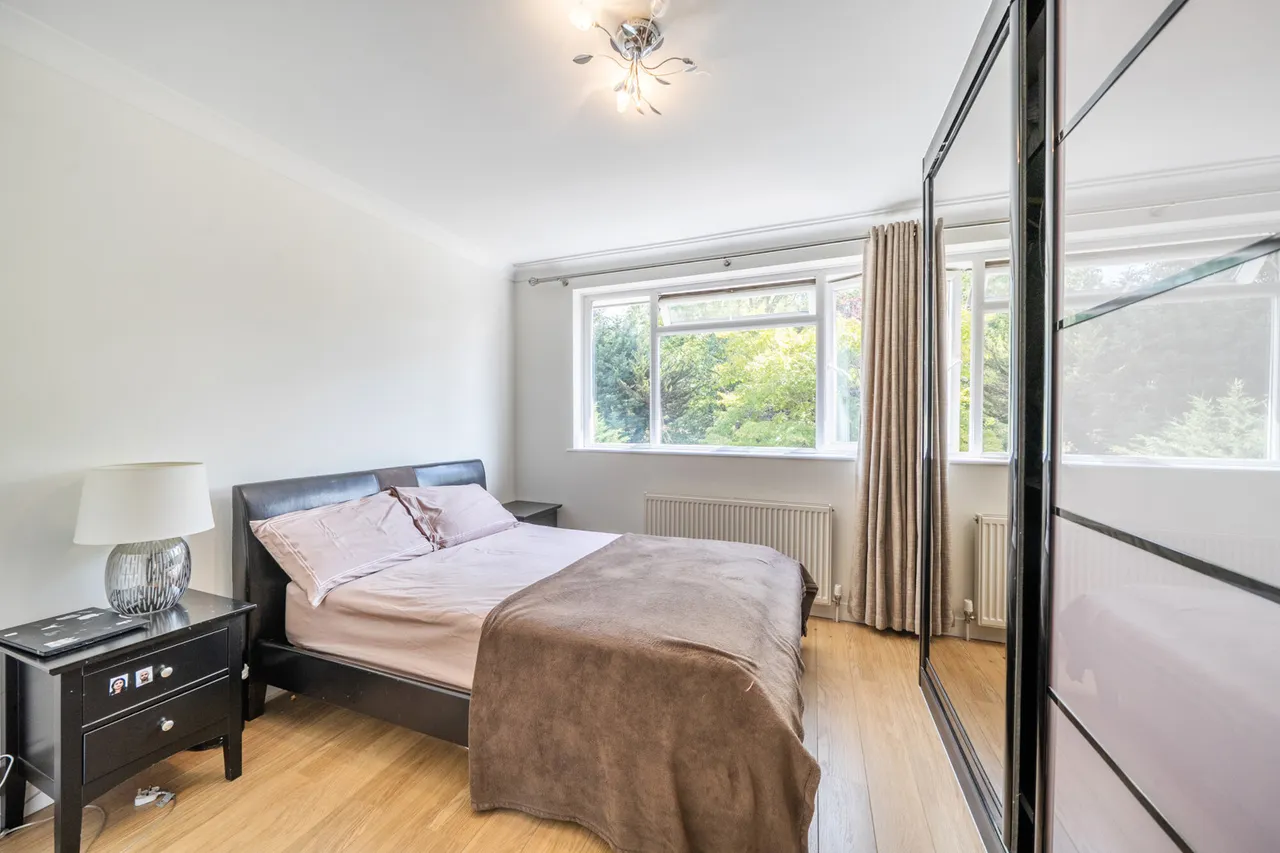 Old Ruislip Road, Northolt, UB5, photo 14