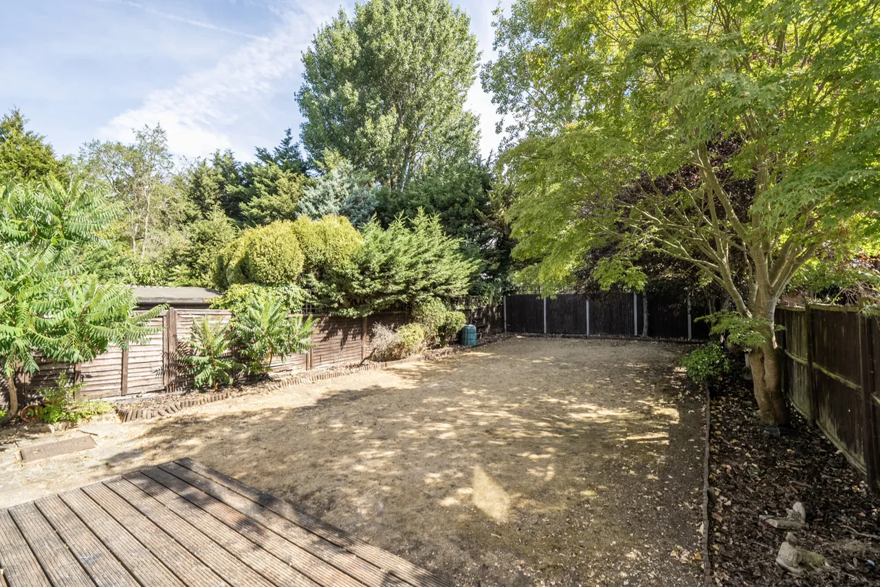 Old Ruislip Road, Northolt, UB5, photo 10