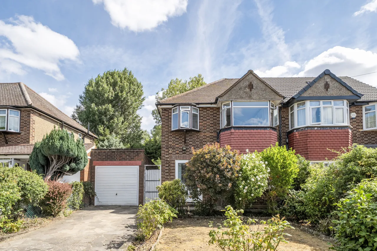 Old Ruislip Road, Northolt, UB5, photo 12