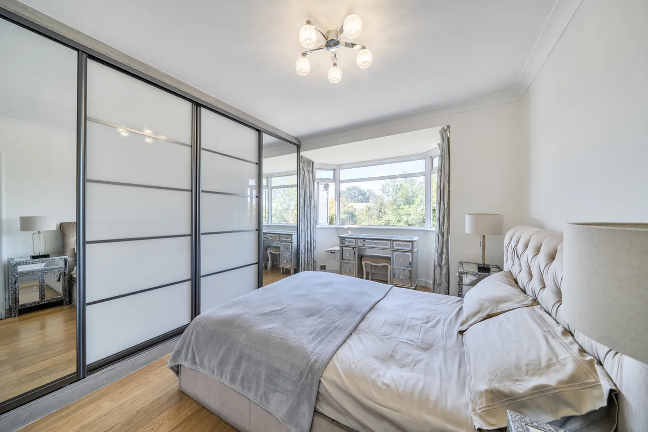 Old Ruislip Road, Northolt, UB5, photo 6