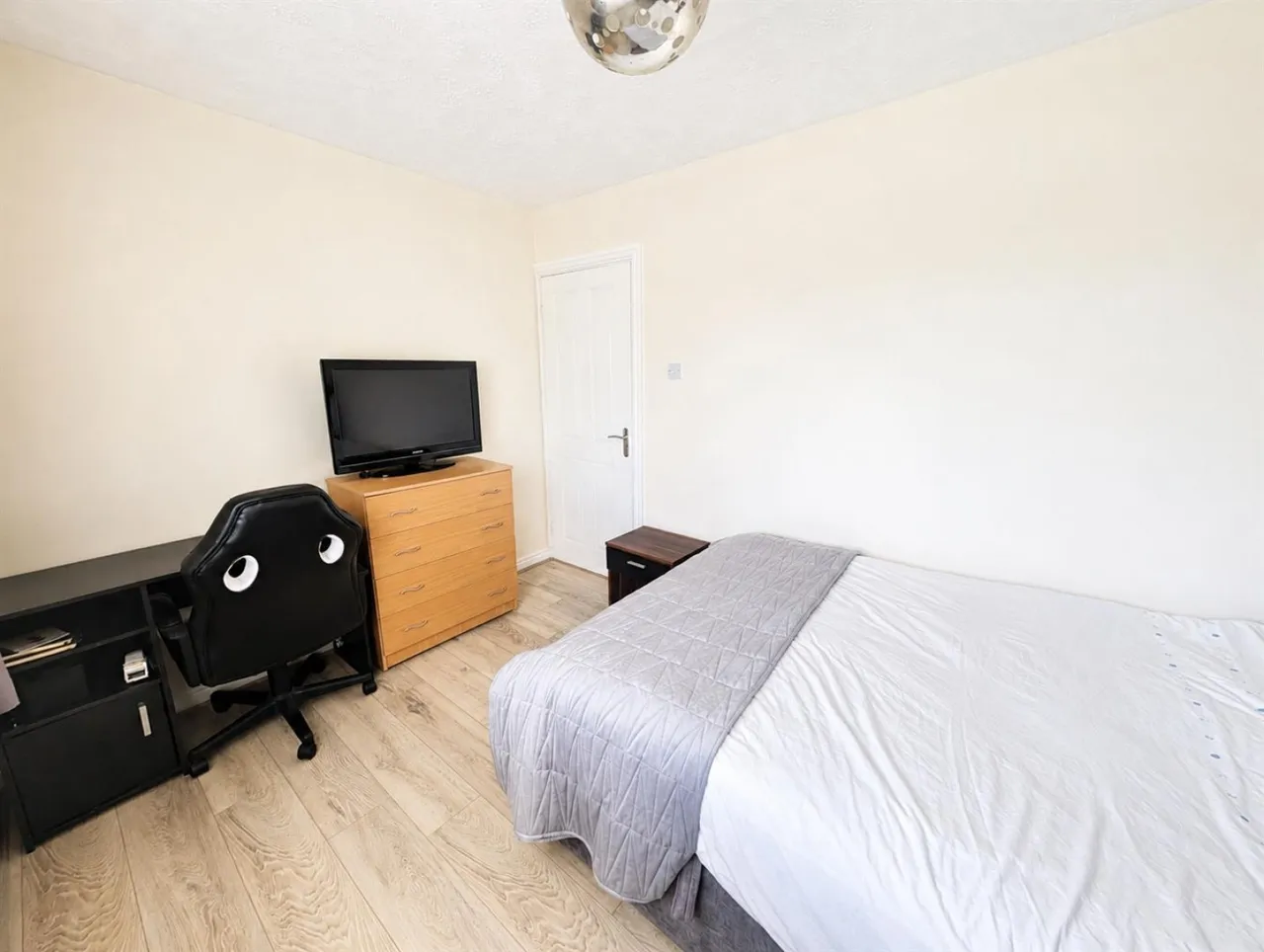 Cloister Drive, Halesowen, photo 15