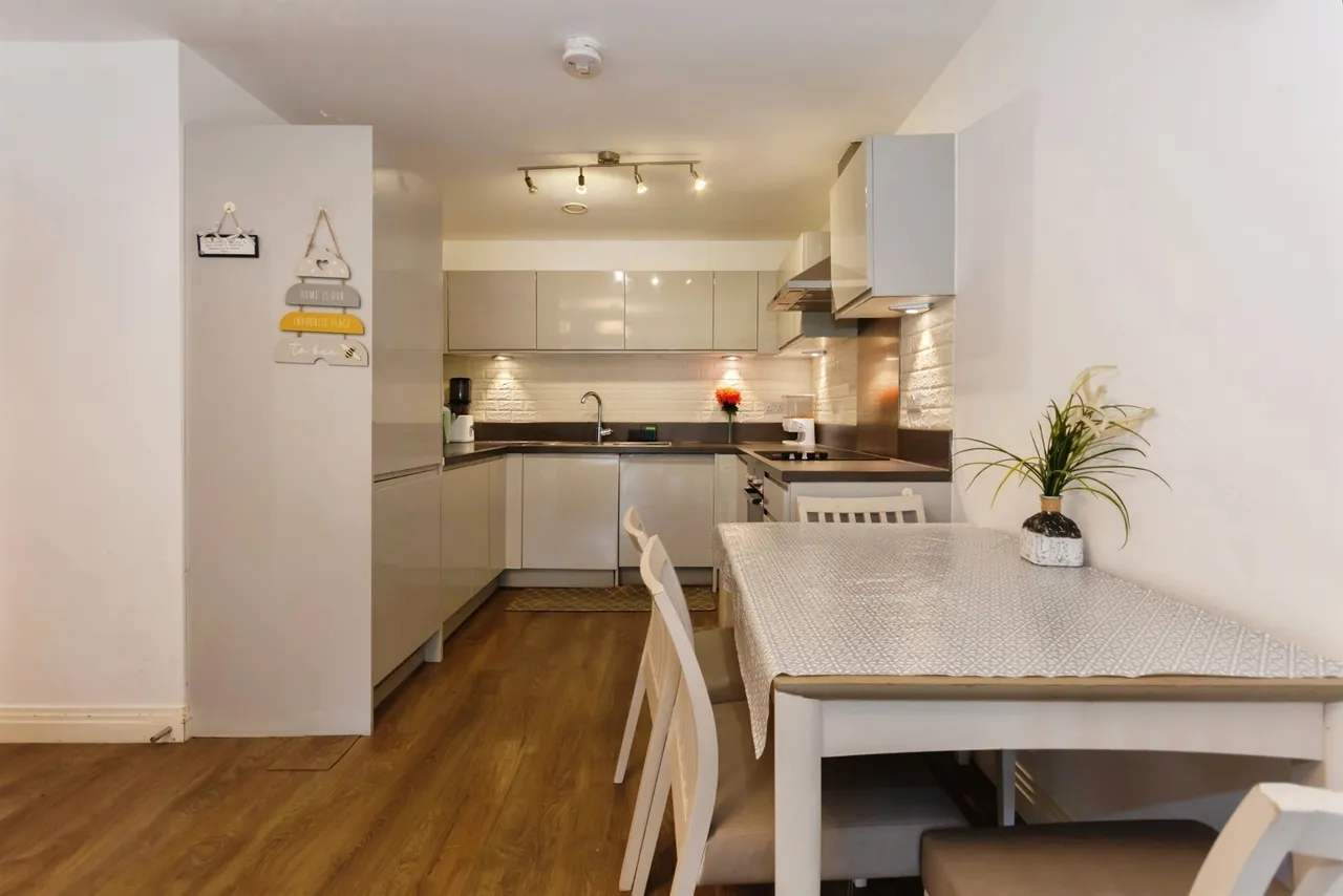 Farm Drive, Northfield, B31, photo 9