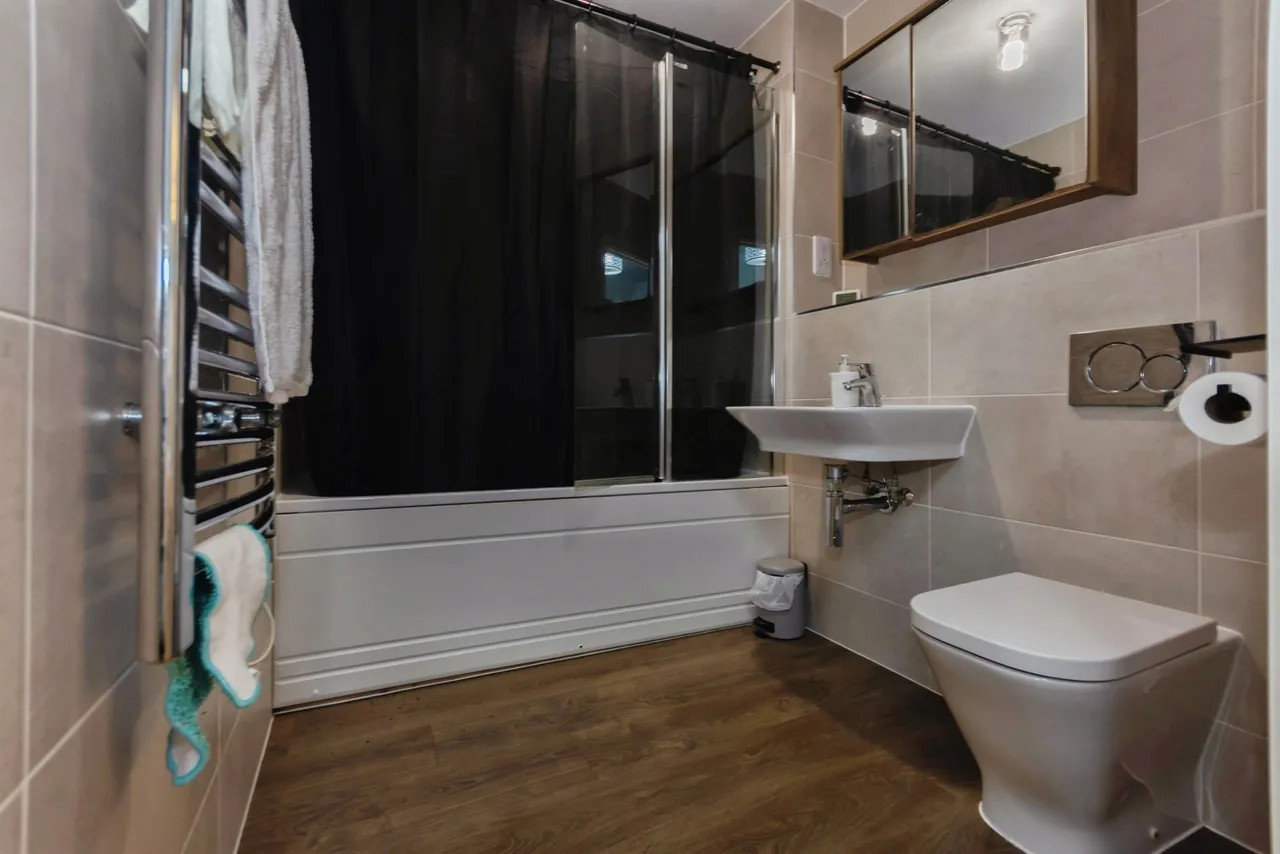 Farm Drive, Northfield, B31, photo 16