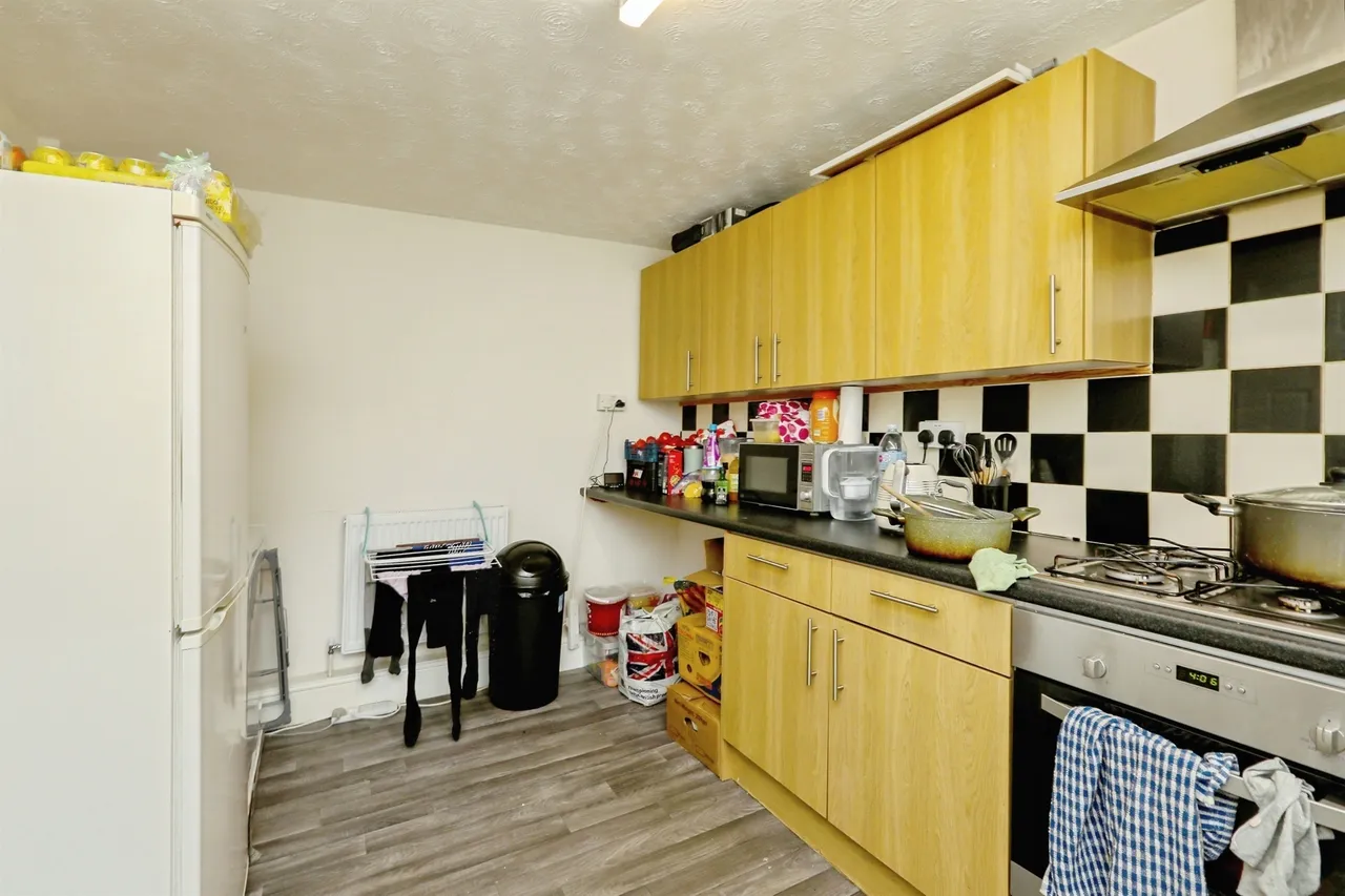 Treefield Close, Wingfield, Rotherham, photo 7