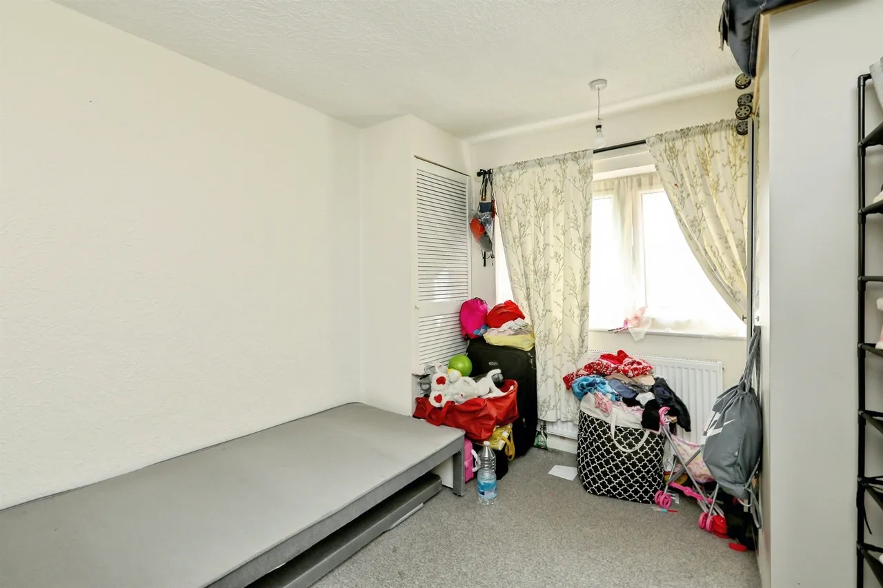 Treefield Close, Wingfield, Rotherham, photo 3