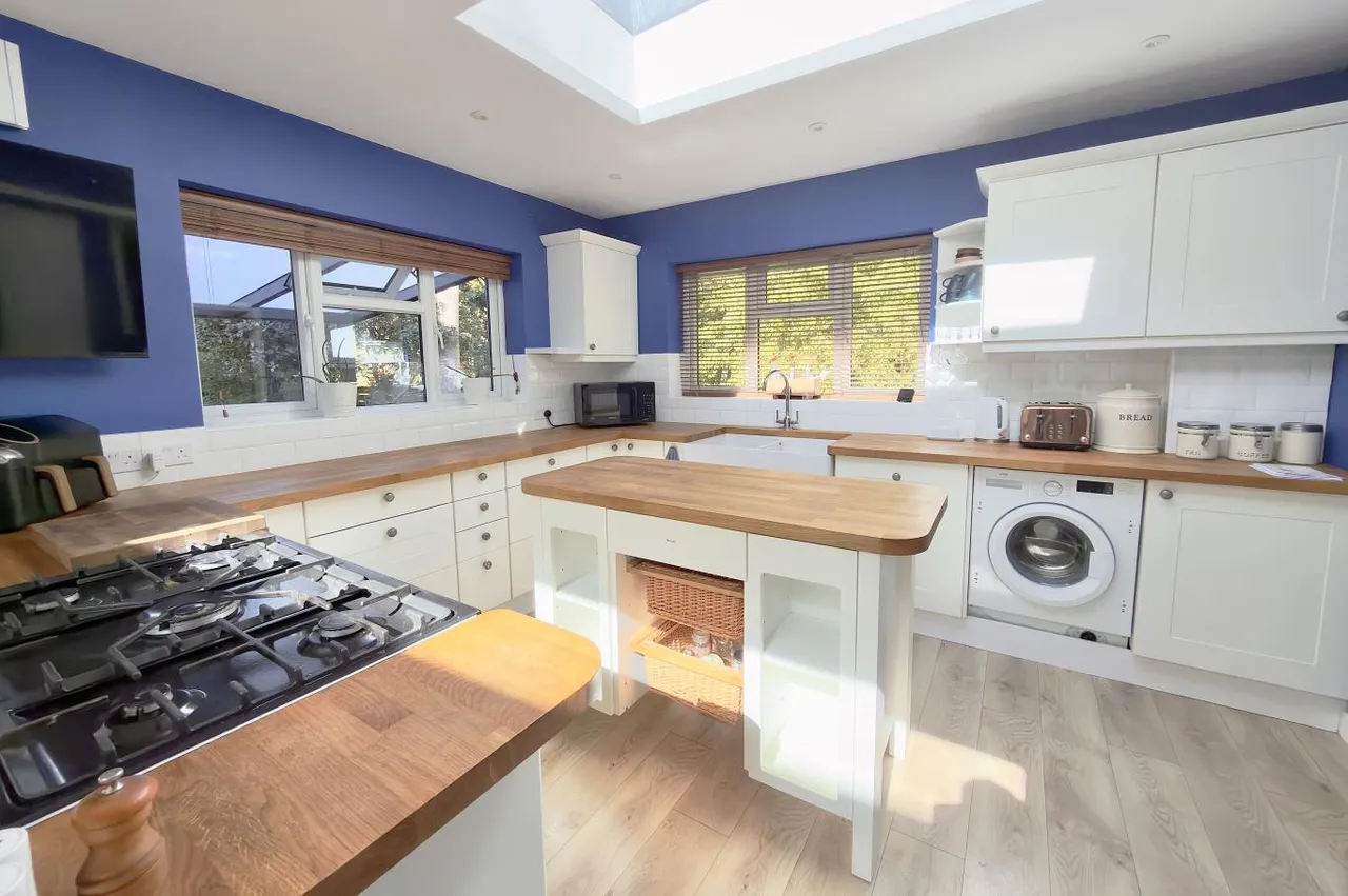 Surrey Road, BH2, photo 8
