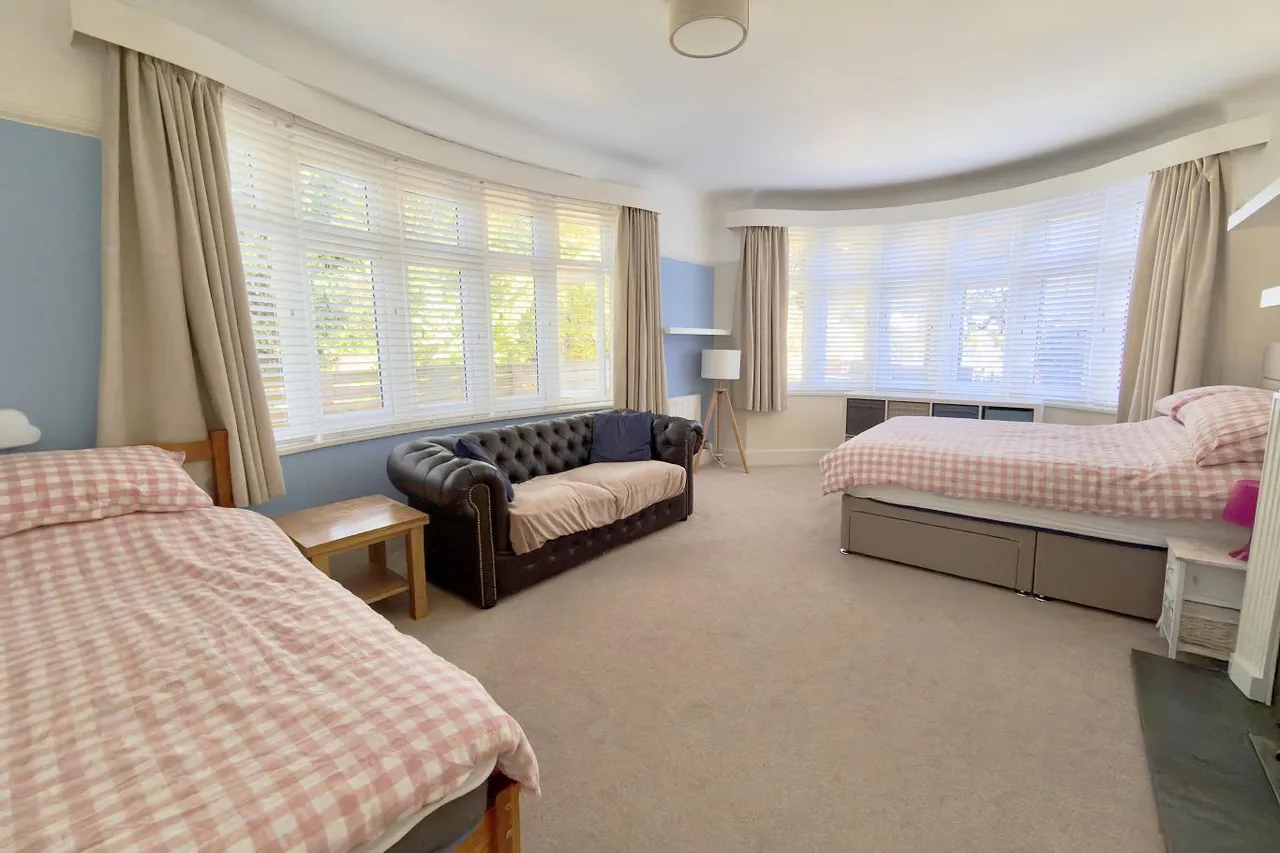 Surrey Road, BH2, photo 4