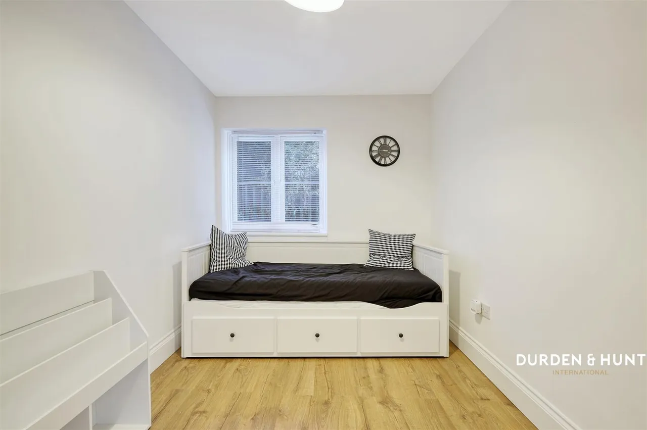 Hamlet Hill, Roydon, CM19, photo 18