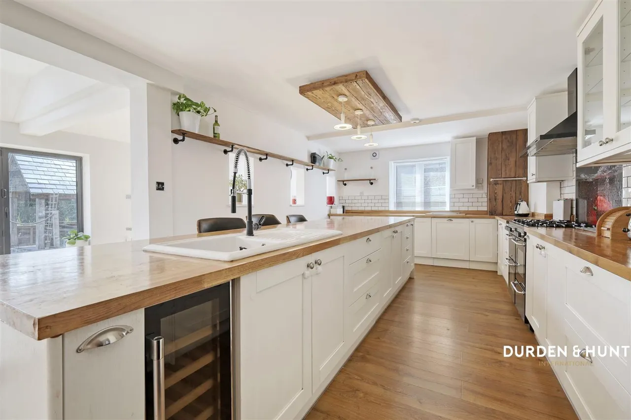Hamlet Hill, Roydon, CM19, photo 9