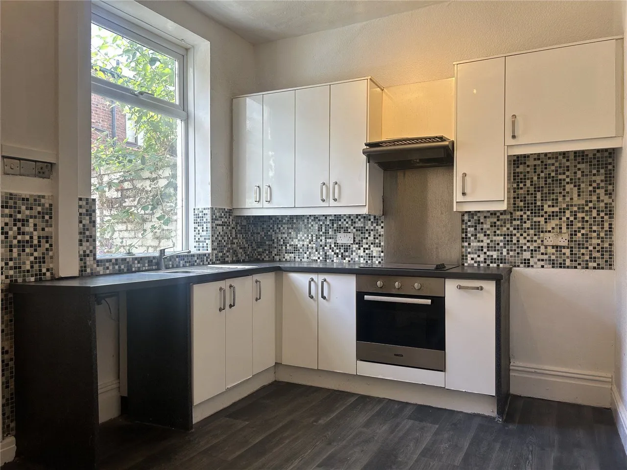 Argus Street, Oldham, OL8, photo 5