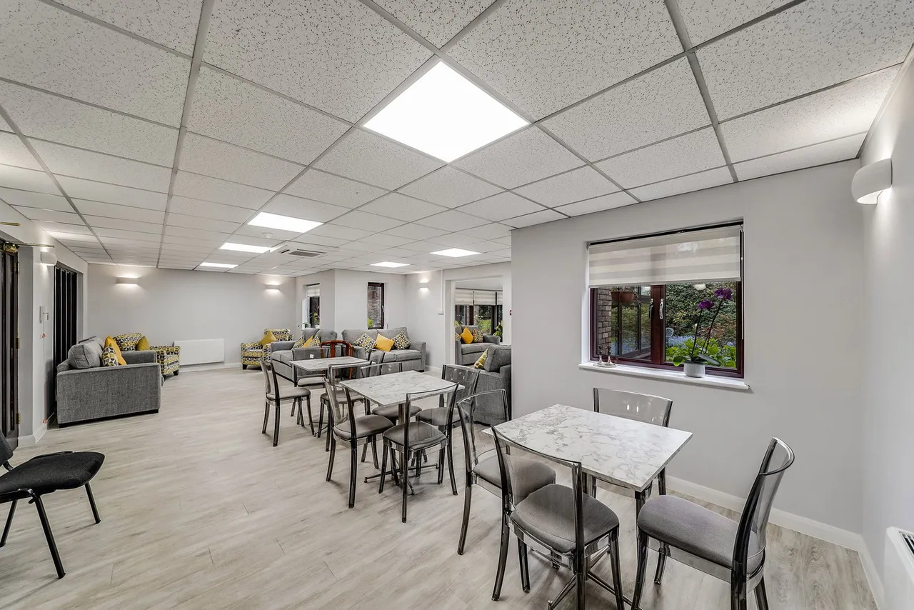 Winningales Court, Vienna Close, Clayhall, Essex IG5, photo 10