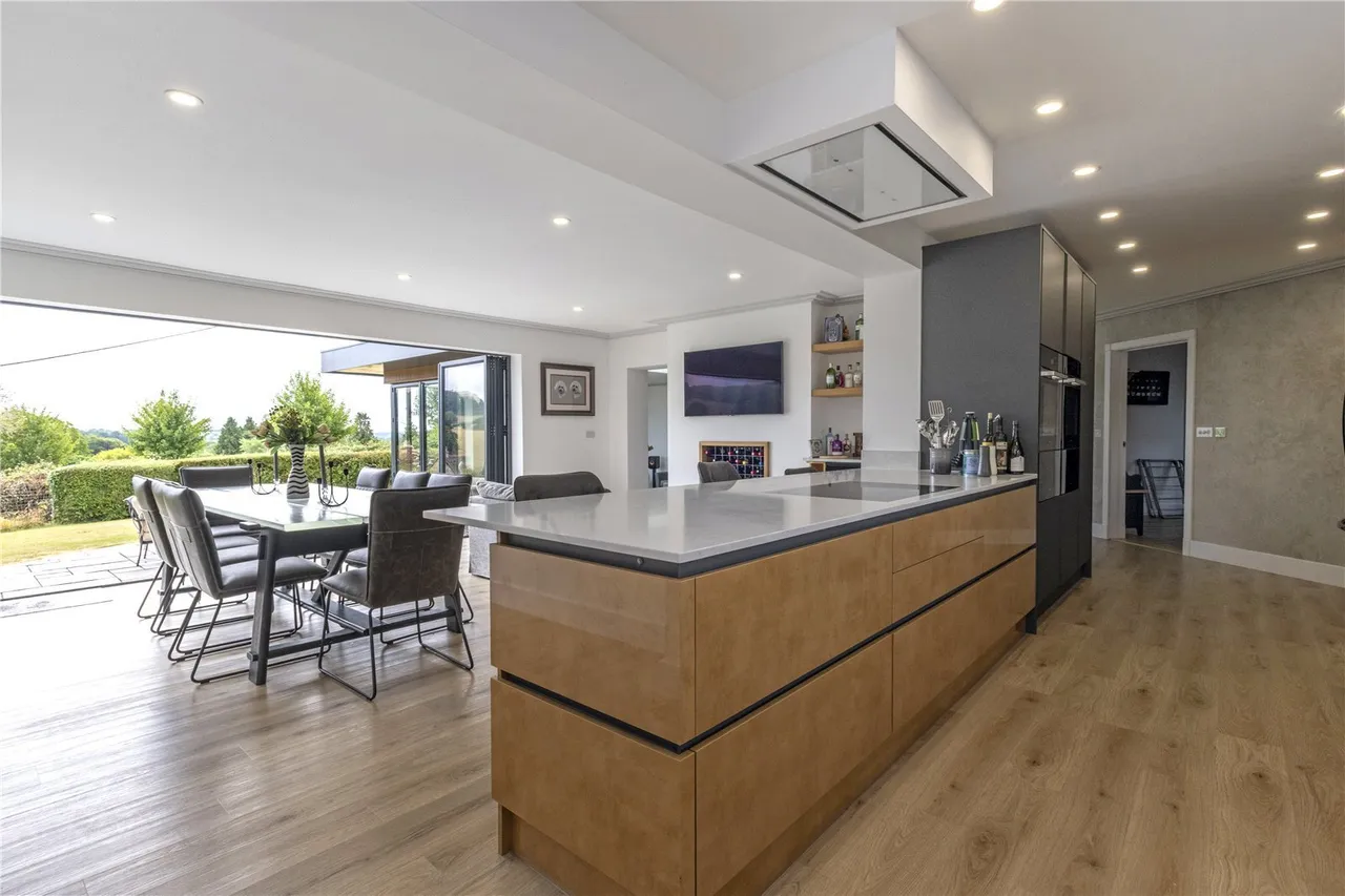 North Road, Charlton Horethorne, DT9, photo 6