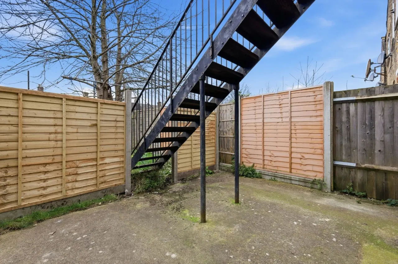 Leslie Road, Leytonstone, E11, photo 11