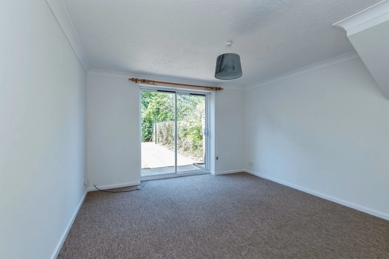 Flazen Close, Bournemouth, BH11, photo 3