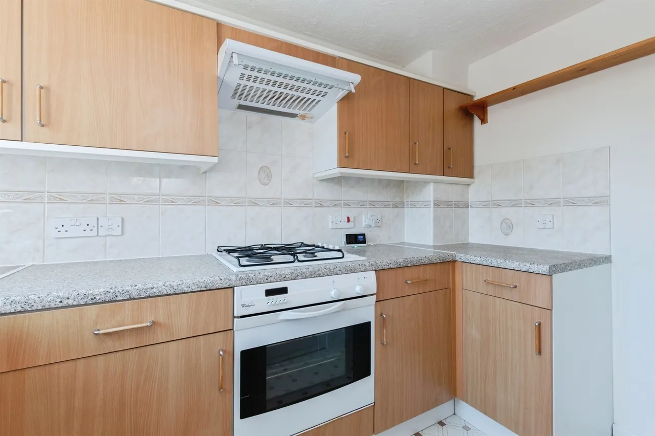 Flazen Close, Bournemouth, BH11, photo 10