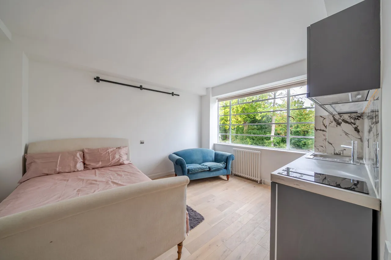 flat to rent — Taymount Grange, Taymount Rise, Forest Hill, London, SE23