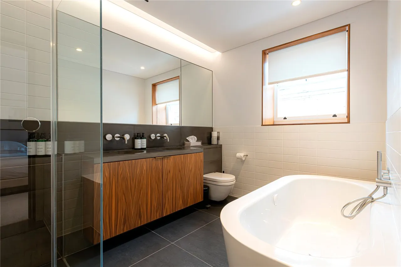 Weymouth Mews, Marylebone, W1G, photo 12