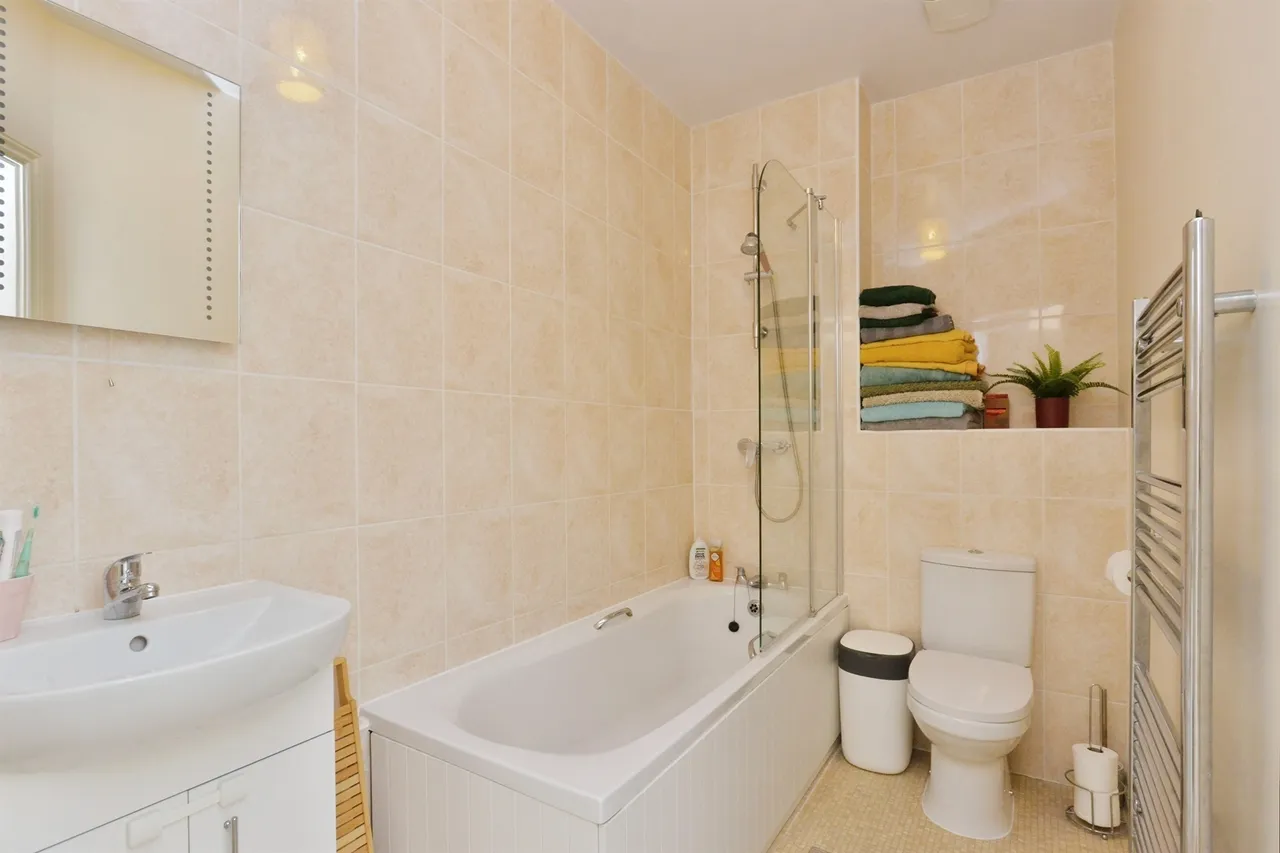 Greensand View, Woburn Sands, MK17, photo 9