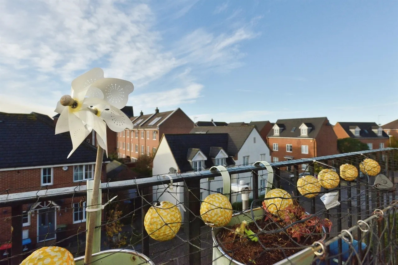 Greensand View, Woburn Sands, MK17, photo 16
