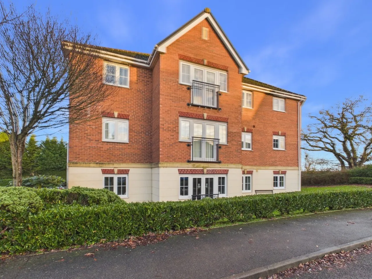2 bed flat for sale — The Garthlands, Stafford, Staffordshire